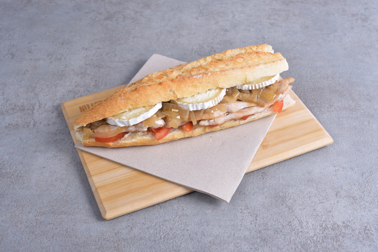 bar el gustet almuerzos bocatas esmorzarets benetusser bocata